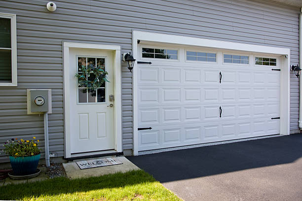 24/7 Emergency Garage Door Panel Replacement experts in McSherrystown, PA